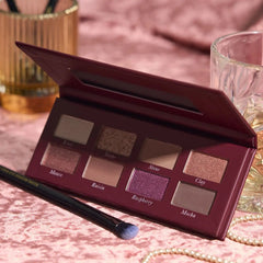 Blend Away Berry & Bright 8 Multi-Finish Eyeshadows